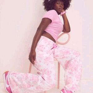 PINK x LoveShackFancy EVERBLOOMING Sweatpants Size XS Floral Rhinestones Bling